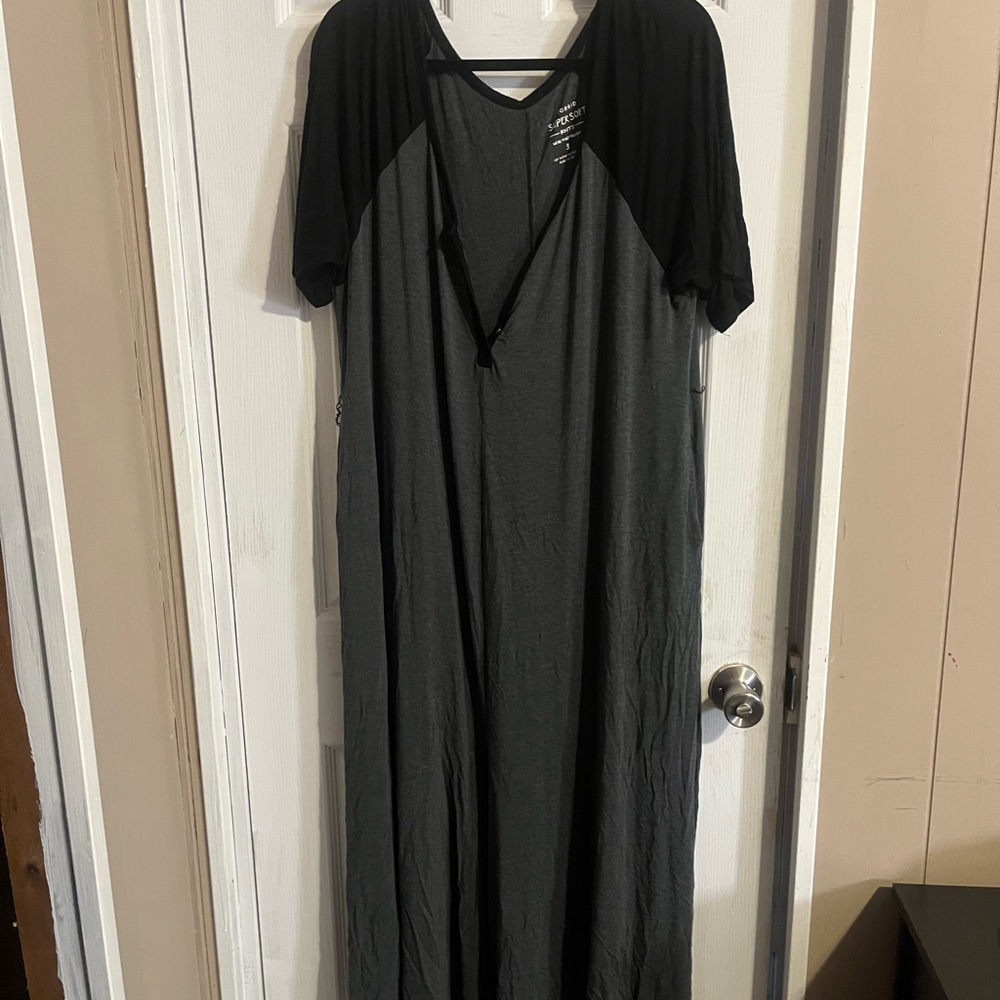 Torrid Super Soft Black and Gray Knit Top